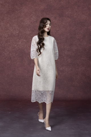 SWANLAKE | Váy Đầm Nữ Midi Suông Vải Phối Ren Thêu Hoa 2 Lớp Cổ Tròn Tay Bí Lỡ Dạo Phố D13351MW01