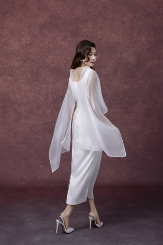 SWANLAKE | Váy Đầm Maxi Nữ Vải Lụa Gấm Phối Choàng Tơ Xẻ Tà Nhấn Eo Sát Nách Đi Tiệc D13329LW01