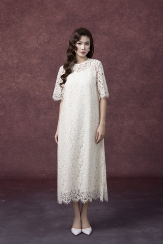 SWANLAKE | Đầm Tiệc Phuom Suông Ren Dài Qua Gối D13317LW01