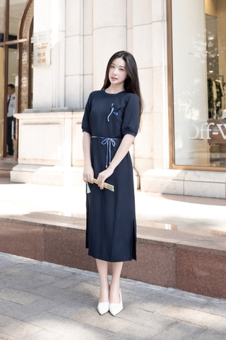 Đầm Thường Ngày Phom Suông Linen Qua Gối Đính Hoa 3D - D12235/2