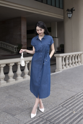 SWANLAKE | Váy Đầm Midi Nữ Sơ Mi Suông Trơn Denim Jean Wash Dây Thắt Eo Túi Hộp Ngực Công Sở D12906LW01