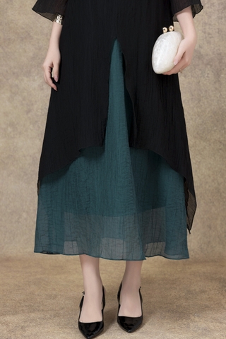 SWANLAKE | Váy Đầm Maxi Suông Nữ Xẻ Tà Tay Lỡ Cổ Tròn Vải Tơ Dập Ly Cao Cấp Đi Tiệc Công Sở D13235LW01