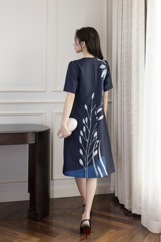 SWANLAKE | Váy Đầm Nữ Phom A Cổ Tròn Tay Ngắn Lụa Dày In Hoa Sang Trọng Đi Tiệc Công Sở D13067LW01