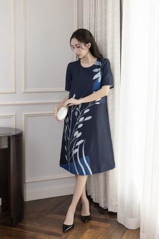 SWANLAKE | Váy Đầm Nữ Phom A Cổ Tròn Tay Ngắn Lụa Dày In Hoa Sang Trọng Đi Tiệc Công Sở D13067LW01