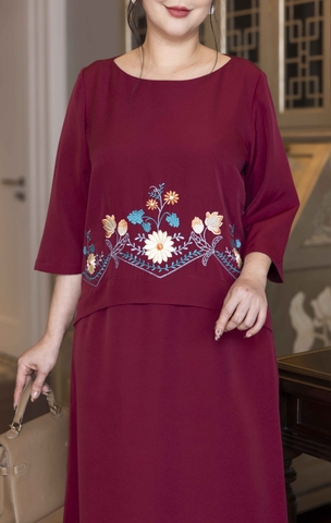 M COLLECTION | Váy Đầm Nữ Trung Niên Tặng Mẹ Phom Suông Vải Lụa Dày Thêu Hoa Tay Lỡ Cổ Tròn D13133LW01