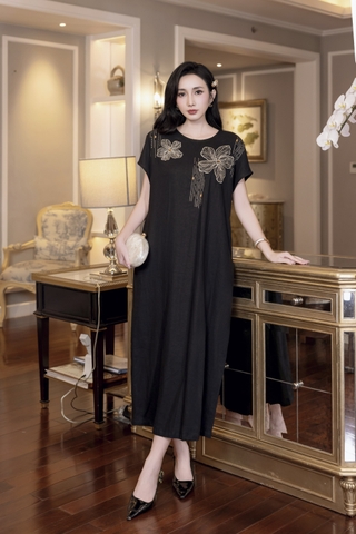 SWANLAKE | Váy Đầm Nữ Maxi Suông Linen Thêu Hoa Tay Hến Có Túi Xẻ Tà Khóa Kéo Tiệc Công Sở D12985LW01