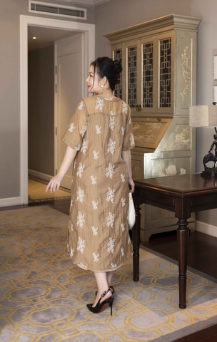 SWANLAKE | Đầm 2 Lớp Cổ Nẹp Vải Tơ Bông - D11030LW07