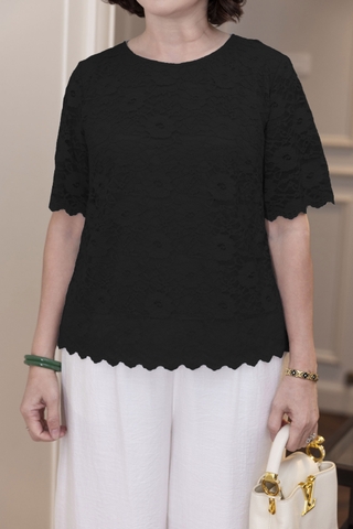 M COLLECTION | Áo Kiểu Nữ Trung Niên Tặng Mẹ Ren Lưới Thêu Hoa Lót Lụa Cổ Tròn Tay Ngắn A12702LW01