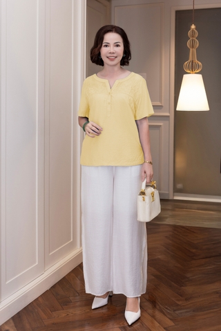 M COLLECTION | Áo Kiểu Nữ Trung Niên Tặng Mẹ Lụa Hàn Phối Ren Lưới Thêu Hoa Cài Nút Tay Ngắn A10955