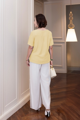 M COLLECTION | Áo Kiểu Nữ Trung Niên Tặng Mẹ Lụa Hàn Phối Ren Lưới Thêu Hoa Cài Nút Tay Ngắn A10955