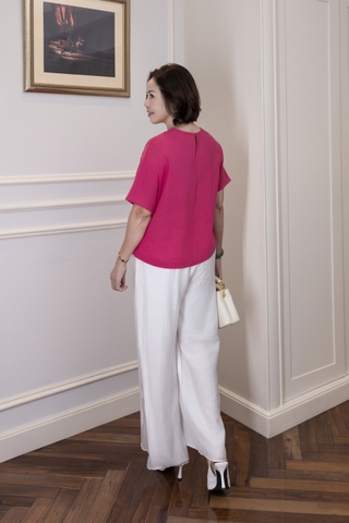 M COLLECTION | Áo Kiểu Nữ Trung Niên Tặng Mẹ, Bà Linen Thêu Hoa Cổ Tròn Tay Ngắn Cánh Dơi A12942