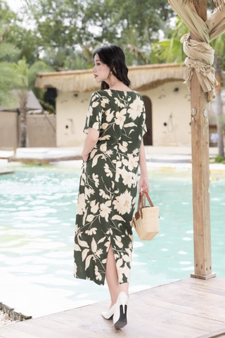 SWANLAKE | Váy Đầm Nữ Maxi Suông Vải Linen In Hoa Hè Cổ Thuyền Tay Ngắn Xẻ Tà Có Túi Du Lịch D12689