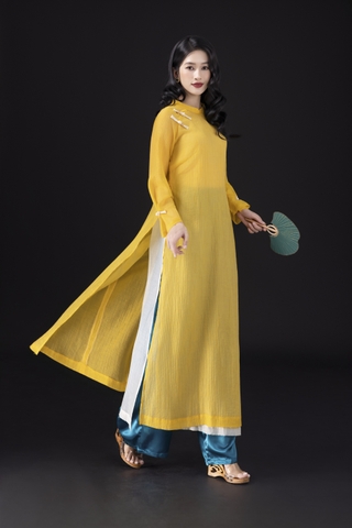 SWANLAKE | Áo Dài Cách Tân Nữ Mộc Tâm Phom Suông Cổ Trụ Tà Kép Chất Vải Xốp Hàn Đính Nút L13122LW01