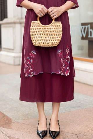 M Collection | Váy Đầm Trung Niên Tặng Mẹ Phom A Hai Lớp Cổ Tròn Tay Lỡ Chất Liệu Xốp Hàn Thêu Hoạ Tiết - D12311LW01