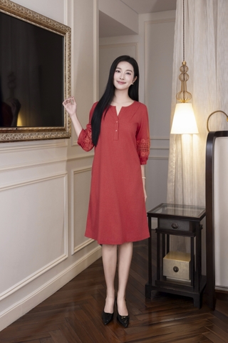 SWANLAKE | Váy Đầm Nữ Suông Cổ Trụ Cài Nút Vải Linen Tay Lỡ Phồng Thêu Hoa Phối Lưới Công Sở D12815LW01