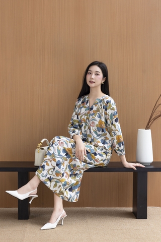 SWANLAKE | Váy Đầm Nữ Maxi Suông Cổ Trụ Nhún Vai Linen In Hoa Hè Tay Bí Dài Có Túi Du Lịch D12635LW01