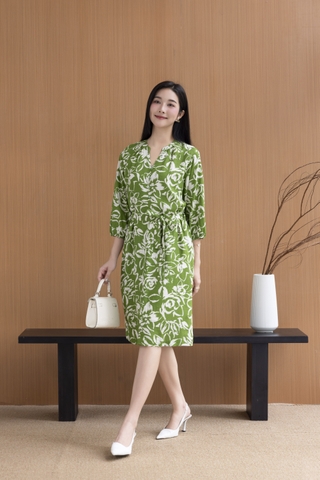 SWANLAKE | Váy Đầm Nữ Suông Dây Thắt Eo Cổ Trụ Đính Nút Vải Linen In Hoa Hè Tay Bí Lỡ Có Túi D12671LW02