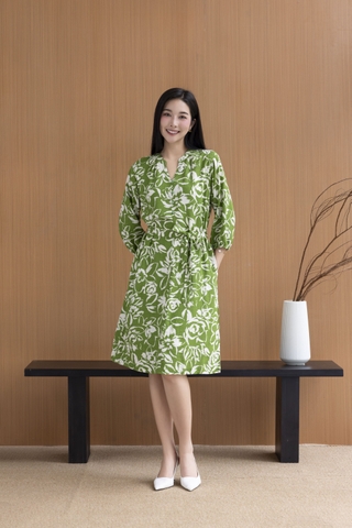 SWANLAKE | Váy Đầm Nữ Suông Dây Thắt Eo Cổ Trụ Đính Nút Vải Linen In Hoa Hè Tay Bí Lỡ Có Túi D12671LW02