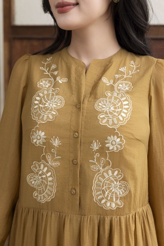 SWANLAKE | Váy Đầm Nữ Suông Đuôi Cá Vải Tơ Thêu Hoa Cao Cấp Tay Dài Cổ V Cài Nút Đi Tiệc D13281LW01