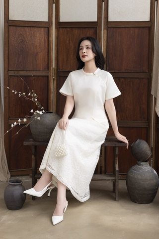 SWANLAKE | Set Bộ Nữ Chất Taffeta Áo Tay Ngắn Vạt Chéo Cổ Trụ Cài Nút Chân Váy Dài Phối Ren B13297LW01