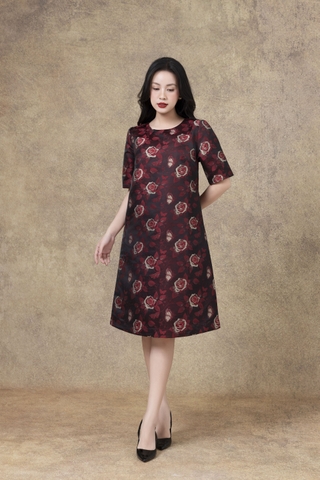 SWANLAKE | Váy Đầm Nữ Phom A Cổ Tròn Tay Ngắn Vải Gấm Hoa Cao Cấp Sang Trọng Đi Tiệc Công Sở D13266LW01