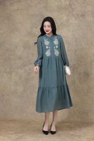 SWANLAKE | Váy Đầm Nữ Suông Đuôi Cá Vải Tơ Thêu Hoa Cao Cấp Tay Dài Cổ V Cài Nút Đi Tiệc D13281LW01