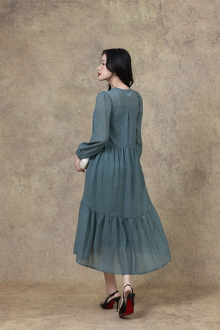 SWANLAKE | Váy Đầm Nữ Suông Đuôi Cá Vải Tơ Thêu Hoa Cao Cấp Tay Dài Cổ V Cài Nút Đi Tiệc D13281LW01