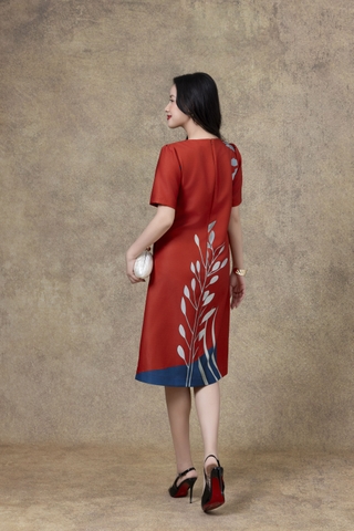 SWANLAKE | Váy Đầm Nữ Phom A Cổ Tròn Tay Ngắn Lụa Dày In Hoa Sang Trọng Đi Tiệc Công Sở D13067LW01