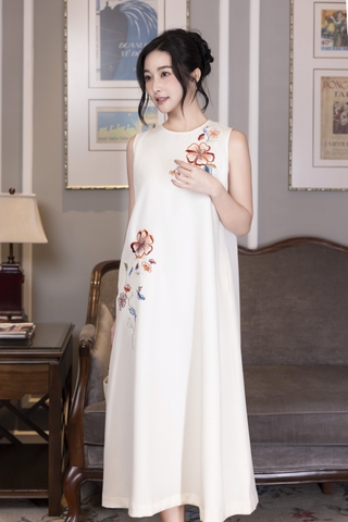 SWANLAKE | Váy Đầm Nữ Maxi Suông Sát Nách Có Túi In Hoa Hè Vải Lụa Dày Co Giãn Du Lịch Biển D12755LW01