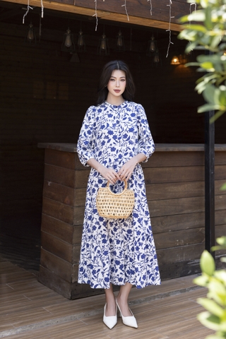 SWANLAKE | Váy Đầm Maxi Hoa Nhí Phom Dài Xòe 2 Tầng Vải Xô Bông/Linen Lụa Tay Lỡ Cổ Trụ - D10887