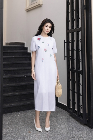 SWANLAKE | Váy Đầm Nữ Midi Suông Linen Thêu Hoa Tay Cổ Tròn Viền Thun Có Túi Xẻ Tà Công Sở Hè D12694LW01