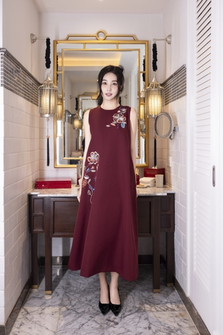 SWANLAKE | Váy Đầm Nữ Maxi Suông Sát Nách Có Túi In Hoa Hè Vải Lụa Dày Co Giãn Du Lịch Biển D12755LW01