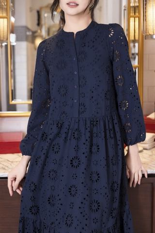 SWANLAKE | Váy Đầm Nữ Maxi Đuôi Cá Babydoll Cotton Thêu Đục Lỗ Trơn Cổ Trụ Cài Nút Tay Dài Hè D12394