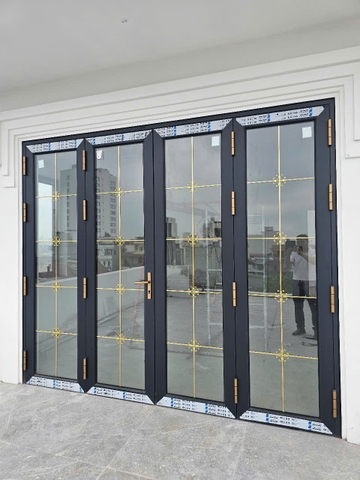 Cửa đi cánh mở nhôm hệ 55 châu âu Aluso