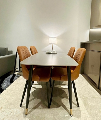 Bàn Ăn Mặt Đá 4 Người Giá Rẻ 2696S