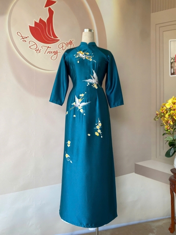 Áo dài lụa Ruby thêu tay thủ công/Áo dài Trung Đồng