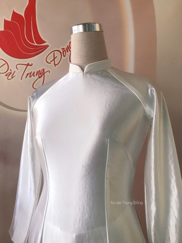 Áo dài trơn chất vải lụa satin cao cấp màu trắng / Áo dài Trung Đồng