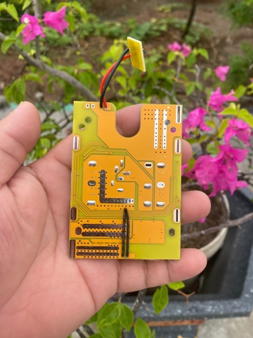 Mạch bảo vệ pin 5s 90a chân phổ thông M21 4cm có đèn led báo pin 2 bên