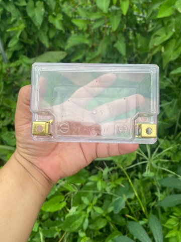Vỏ bình acquy xe máy YT4 nhựa ABS chống cháy trong suốt