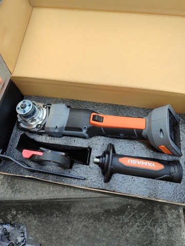 Máy mài cầm tay pin YMS GMP-100MMT (không bao gồm pin sạc)