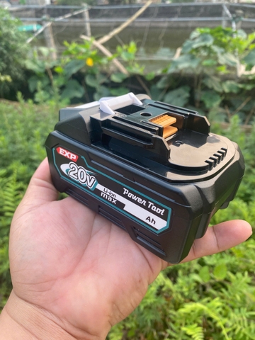 Vỏ mạch Makita 5s-2p 18V 8AH cell 21700 mạch nhận 3 đường sạc zin, adapter và sạc gài. Có led báo pin