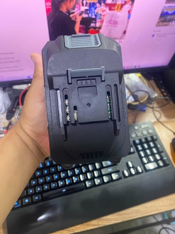 Pin 20 cell 21700 chân pin Makita phổ thông M21 dung lượng 16Ah dòng xả 160a