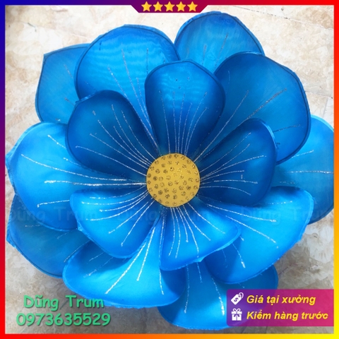 Hoa múa biểu diễn có chun dưới đế để cầm tay