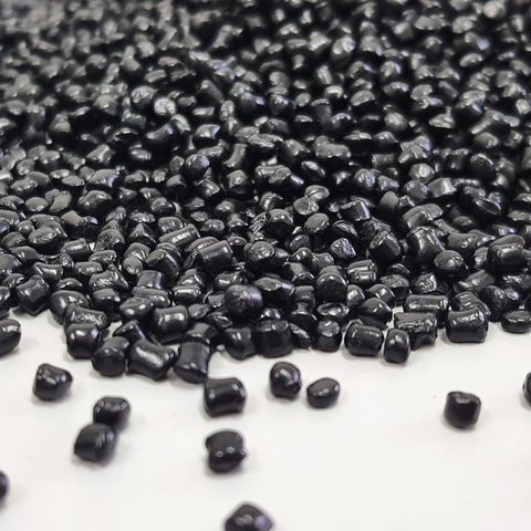 HẠT NHỰA MÀU ĐEN