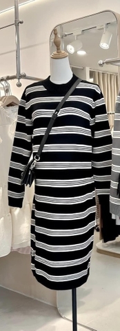 JM Váy len đen kẻ trắng (FREESZ 45-70kg)