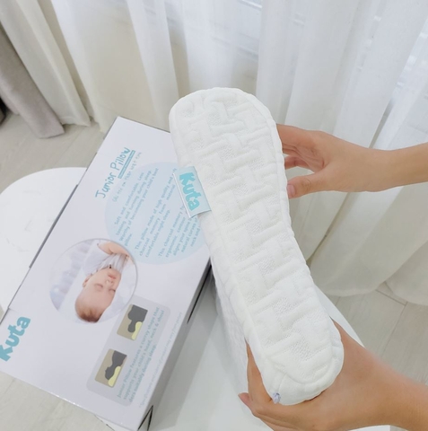 KUTA - GỐI TRẺ EM HOẠT TÍNH KÈM VỎ GỐI