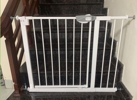 VBABY- CHẶN CỬA & CẦU THANG NT01