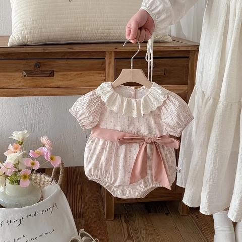 JS - Body caro hoa nhí hồng cổ bèo ren thắt nơ eo(66-80)