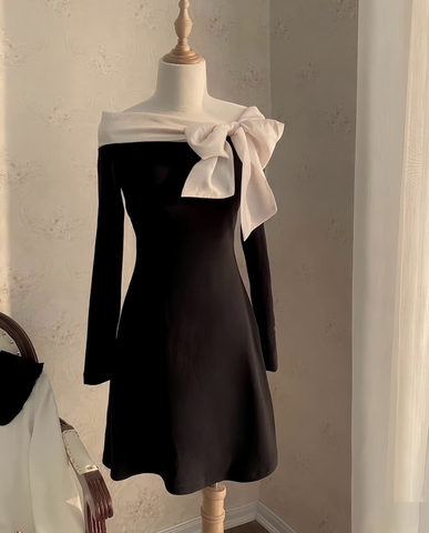 JM Váy đen cổ thuyền nơ(M-L)