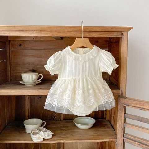 JS - Body váy kem tay bồng cổ bèo ren(66-80)